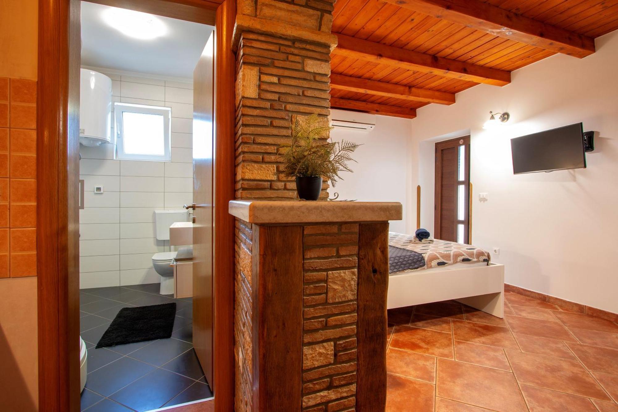 Mateo Appartement *